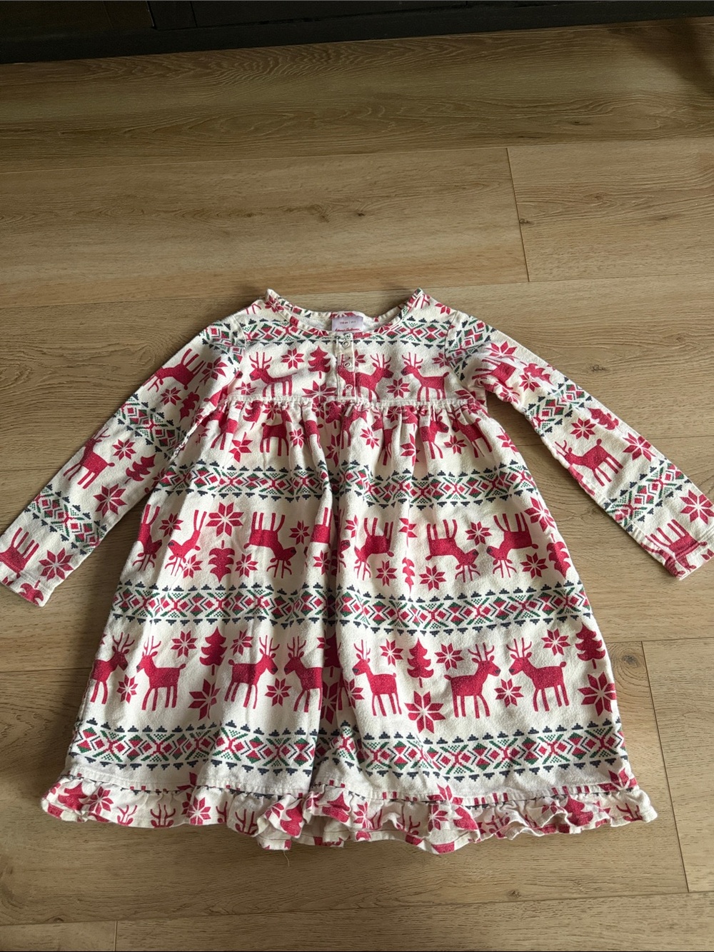 Hanna Andersson Girls Reindeer Print Long-Sleeve Nightgown size 5 years